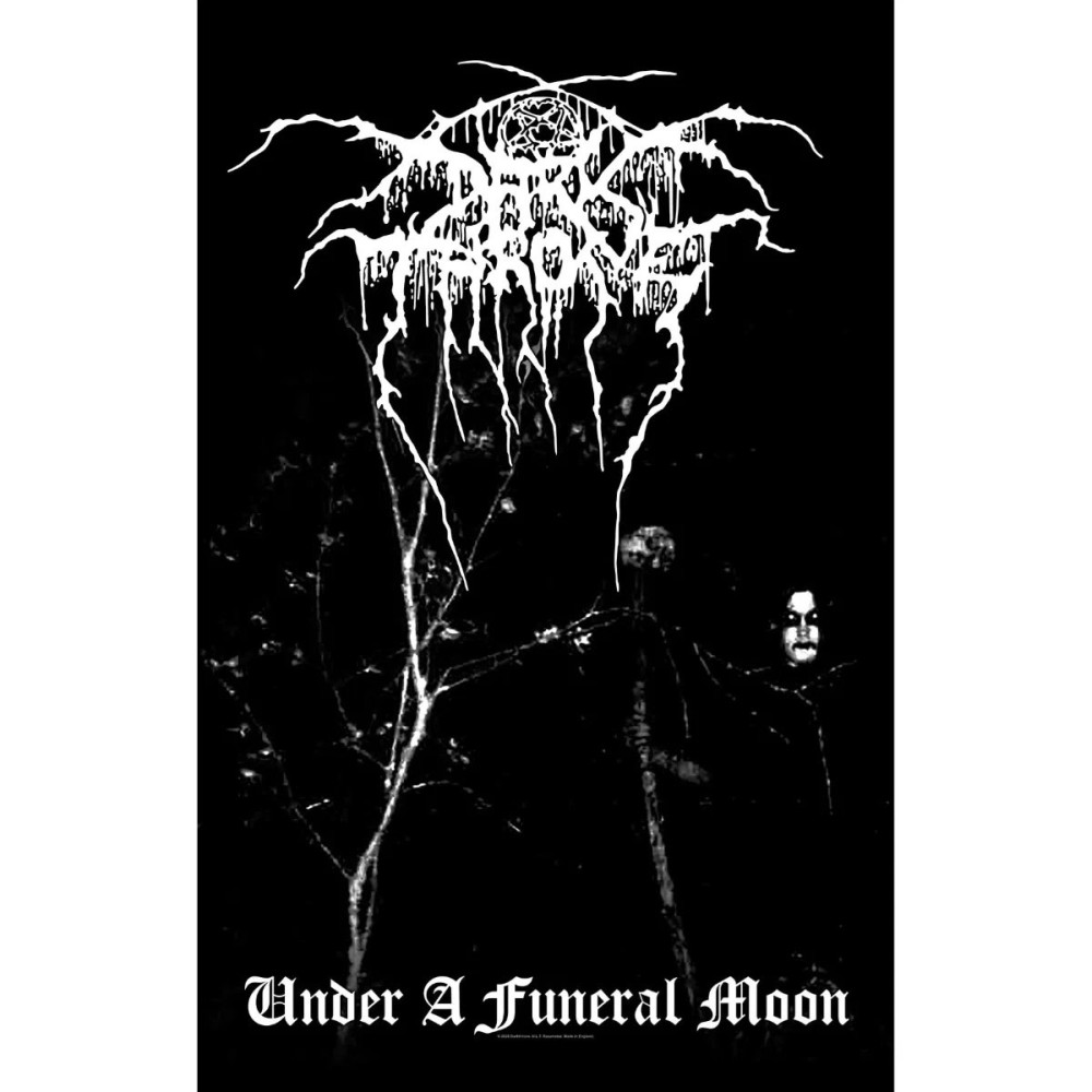 Darkthrone - Under A Funeral Moon Textiel Poster - Zwart/Wit